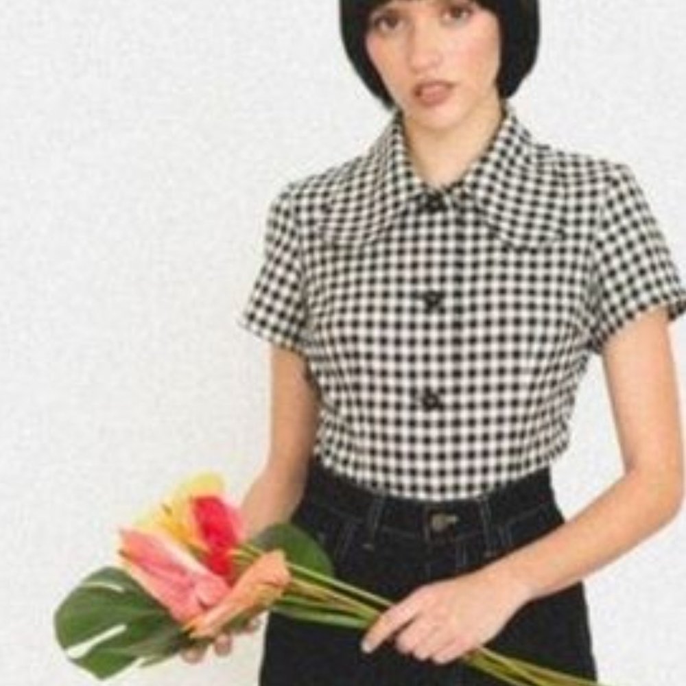 Lykke Wullf Rose Button Down in Gingham Top